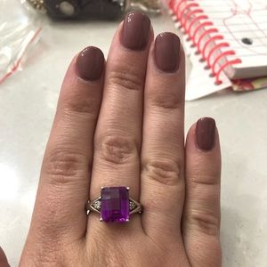 10k white gold diamond and purple stone ring
